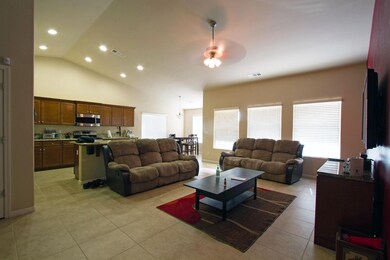 3025 N Pearwood Ave, Fresno, CA 93727 - photo 3