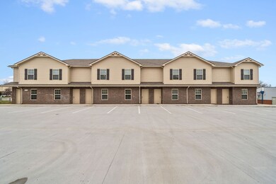 931 Professional Park Dr unit 2D, Clarksville, TN 37040 - photo 2