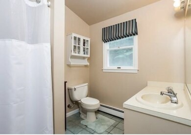 43 Bow St unit Master, Carver, MA 02330 - photo 3