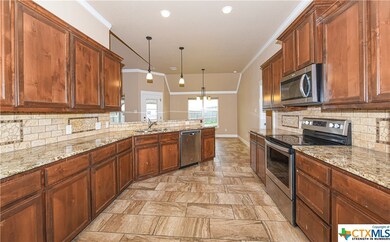 1018 Republic Cir, Copperas Cove, TX 76522 - photo 5