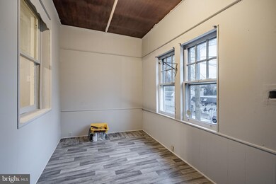 322 Moore St, Darby, PA 19023 - photo 3