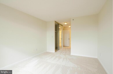 Riverbend at Lansdowne Woods unit 904, Leesburg, VA 20176 - photo 7