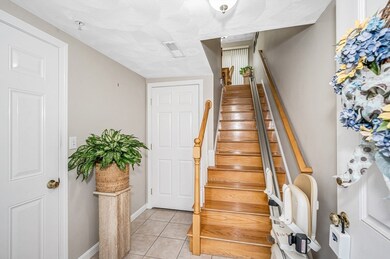 15 Alton St unit 10, Lowell, MA 01852 - photo 3