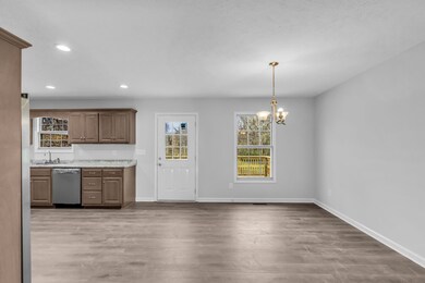 562 Summitville Rd, Manchester, TN 37355 - photo 7