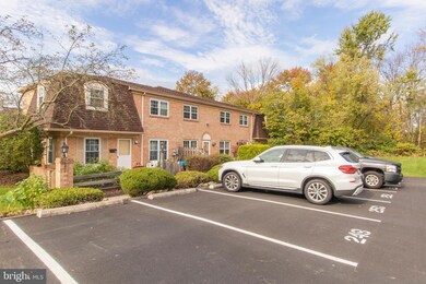 250 Arbour Ct, North Wales, PA 19454 - photo 4