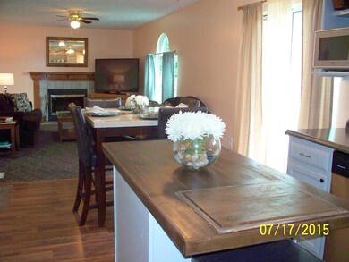 2093 Carrollton Dr, Columbus, OH 43223 - photo 4