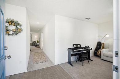 8 Rodger Ct, Palm Coast, FL 32164 - photo 4