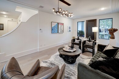 644 Oxford St, Houston, TX 77007 - photo 5