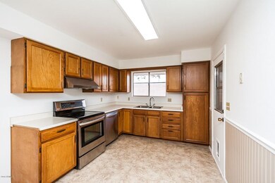 7113 E. Flossmoor Ave AZ-10