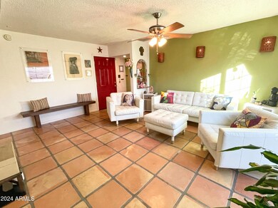 2107 E Monte Vista Rd, Phoenix, AZ 85006 - photo 2