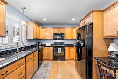 21 Furnival Rd unit 17, Nashua, NH 03064 - photo 5