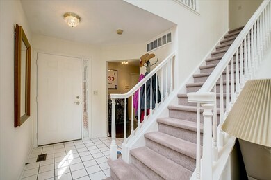 107 Welwyn St unit 15C, Lake Bluff, IL 60044 - photo 4