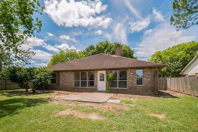1905 Valero St, Friendswood, TX 77546 - photo 7