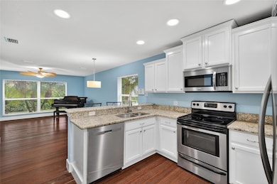 7152 Chatum Light Run unit 2, Bradenton, FL 34212 - photo 5