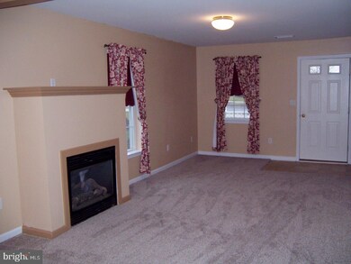 159 W Harmony Dr, Pottstown, PA 19464 - photo 2