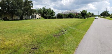 Looking South down De Soto Dr