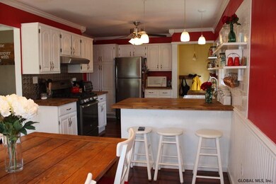 145 Ramsey Place, Albany, NY 12209 - photo 3