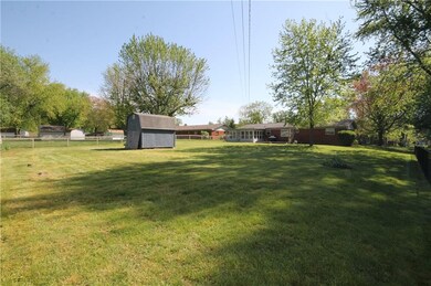 3380 Virginia St, Columbus, IN 47203 - photo 7