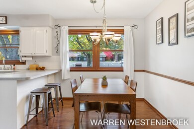 2441 N Division Ave, Holland-14