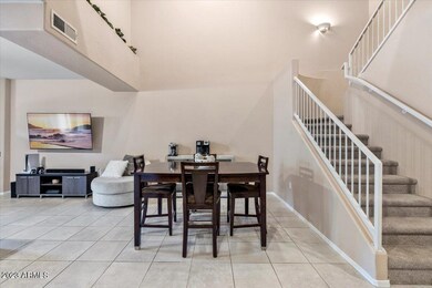 04-Dining Room