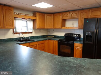 55 W Adamsdale Rd, Schuylkill Haven, PA 17972 - photo 7