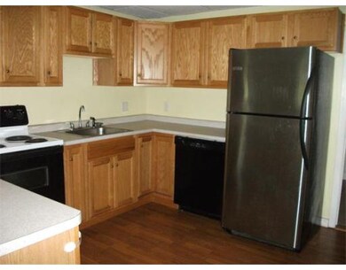 1 Spring St, Amesbury, MA 01913 - photo 3