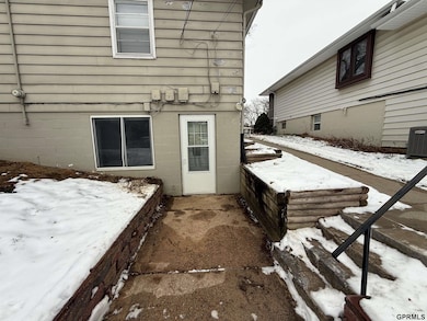 2806.5 Jackson St, Bellevue, NE 68005 - photo 2