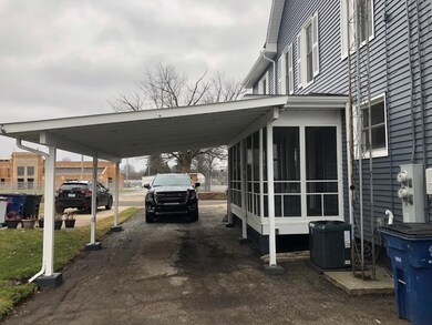 910 E St, La Porte, IN 46350 - photo 2