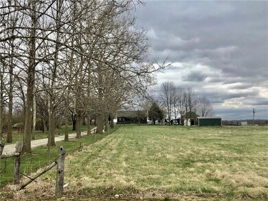 5903 S 700 E, Franklin, IN 46131 - photo 3