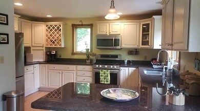 2915 W River Rd, Dummerston, VT 05301 - photo 2