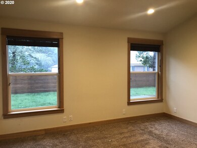 5519 N Fork Rd, Florence, OR 97439 - photo 6