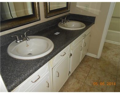 13 Spanish Oak Ln, Picayune, MS 39466 - photo 4