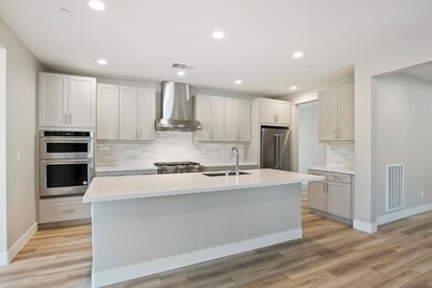 010_Kitchen