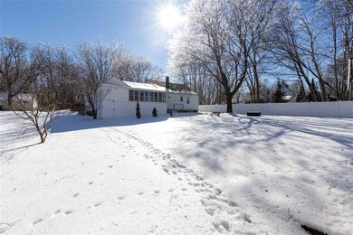 11 Howe St, Rochester, NH 03867 - photo 6