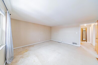 1060-Sells-Ave-D-6