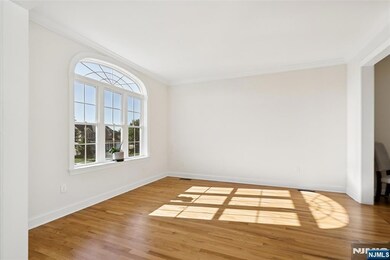 16 Jacob Way, Phillipsburg, NJ 08865 - photo 5