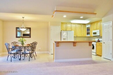 5635 Tudor Square Ct unit 15, Anchorage, AK 99504 - photo 5