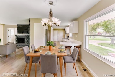 2365 Middlebelt Rd, West Bloomfield, MI 48324 - photo 5