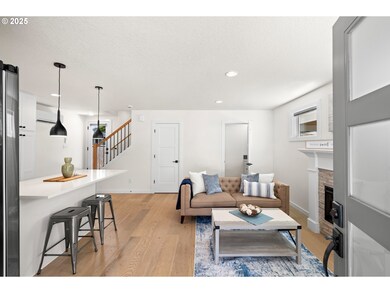 6505 SE Clatsop St unit C, Portland, OR 97206 - photo 2