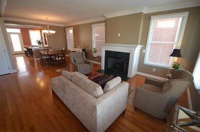 1066 Harrison Park Place, Columbus, OH 43201 - photo 4