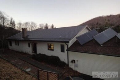 152 Laurel Chase Dr, Blowing Rock, NC 28605 - photo 4