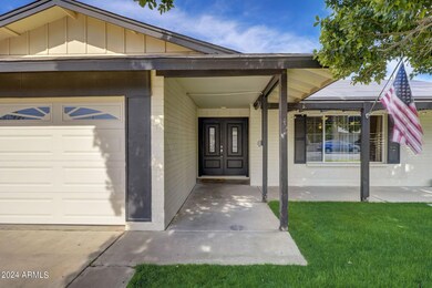 4-web-or-mls-W Zoe Ella Way-004