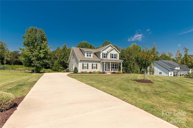 5051 Oxbow Run Ln, Clover, SC 29710 - photo 2