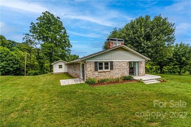 655 Charlie Brown Rd unit 7 and 8, Burnsville, NC 28714 - photo 5