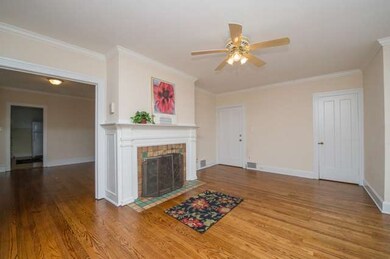 412 Douglas Ave unit 2, Waukegan, IL 60085 - photo 2