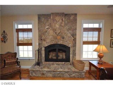 11951 Genito Rd, Amelia Court House, VA 23002 - photo 5