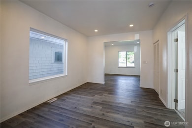 1114 Wheeler Ave, Hoquiam, WA 98550 - photo 6