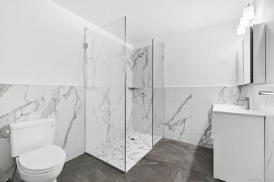 199 E Post Rd unit 404, White Plains, NY 10601 - photo 7