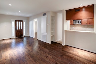                           Living - Dining   - Rece