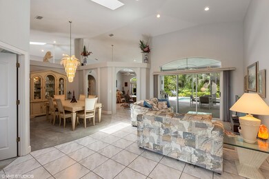 Foyer Entry